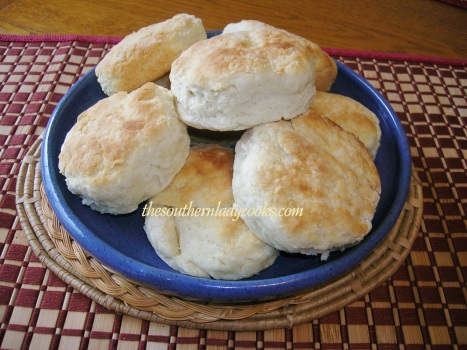 Mama's Cathead Biscuits